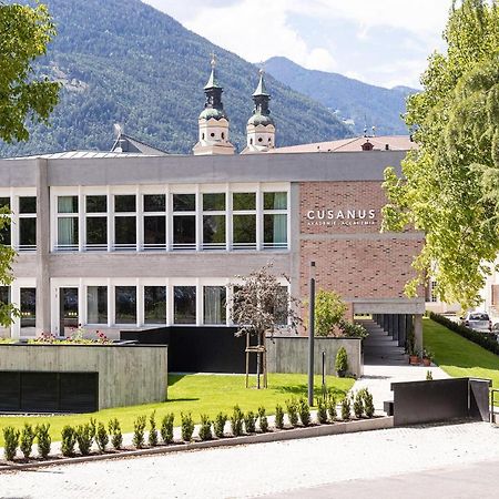 Cusanus Akademie - Accademia Cusanus Bressanone Exterior foto