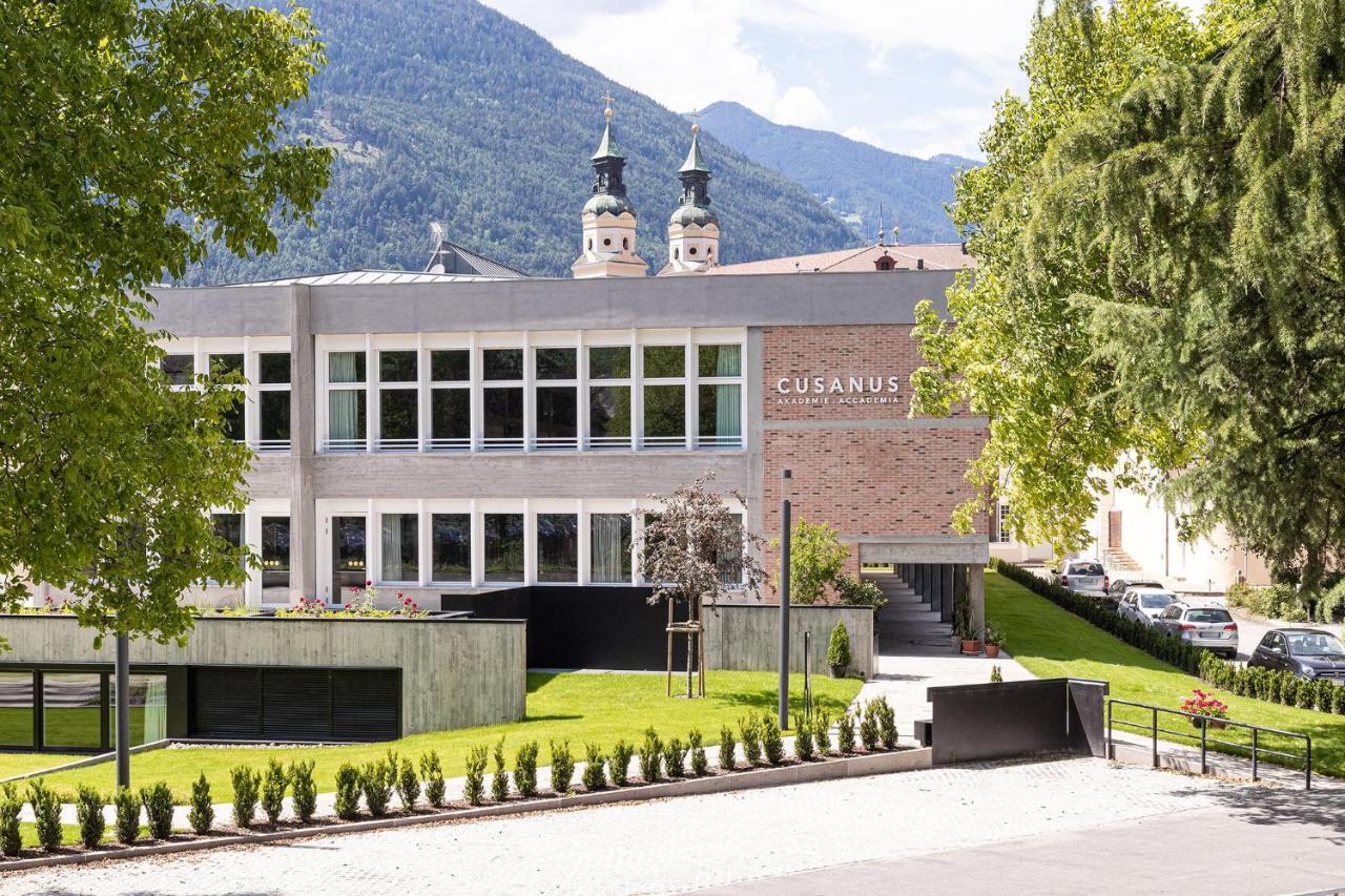 Cusanus Akademie - Accademia Cusanus Bressanone Exterior foto